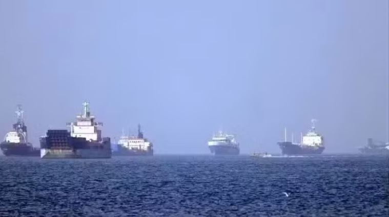 Iran sẽ thu phí qua Eo biển Hormuz