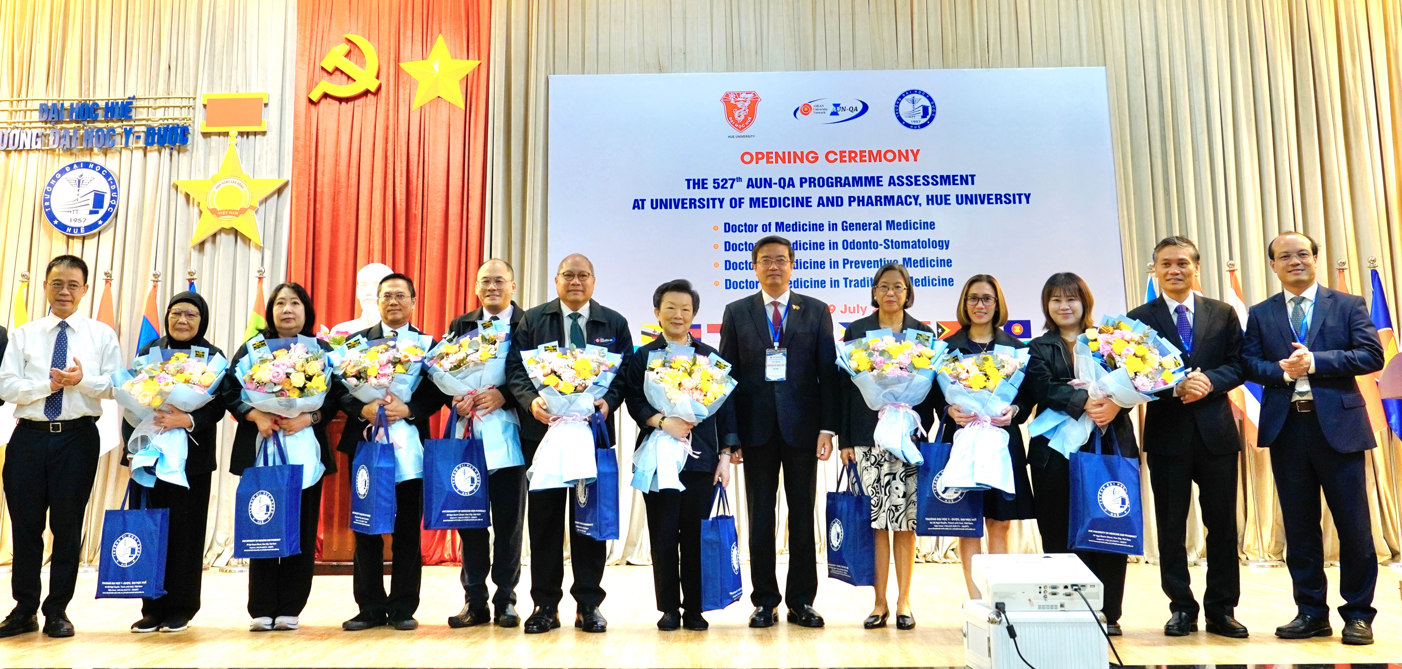 Trường Đại học Y – Dược đánh giá ngoài 4 chương trình đào tạo bác sĩ