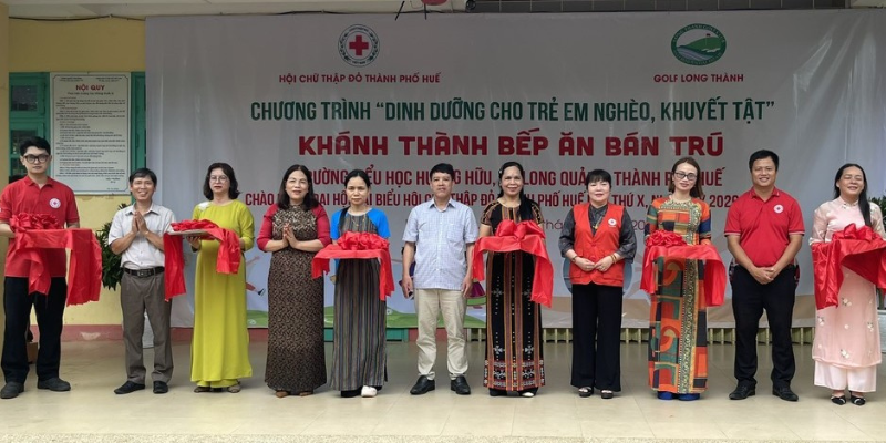 Khánh thành công trình Bếp ăn bán trú Trường Tiểu học Hương Hữu