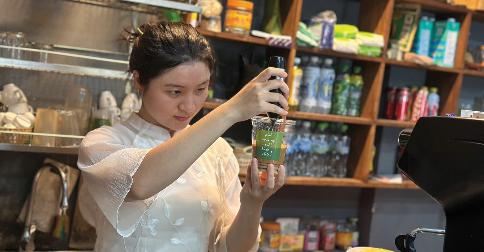 Sinh viên tìm cơ hội làm thêm dịp hè