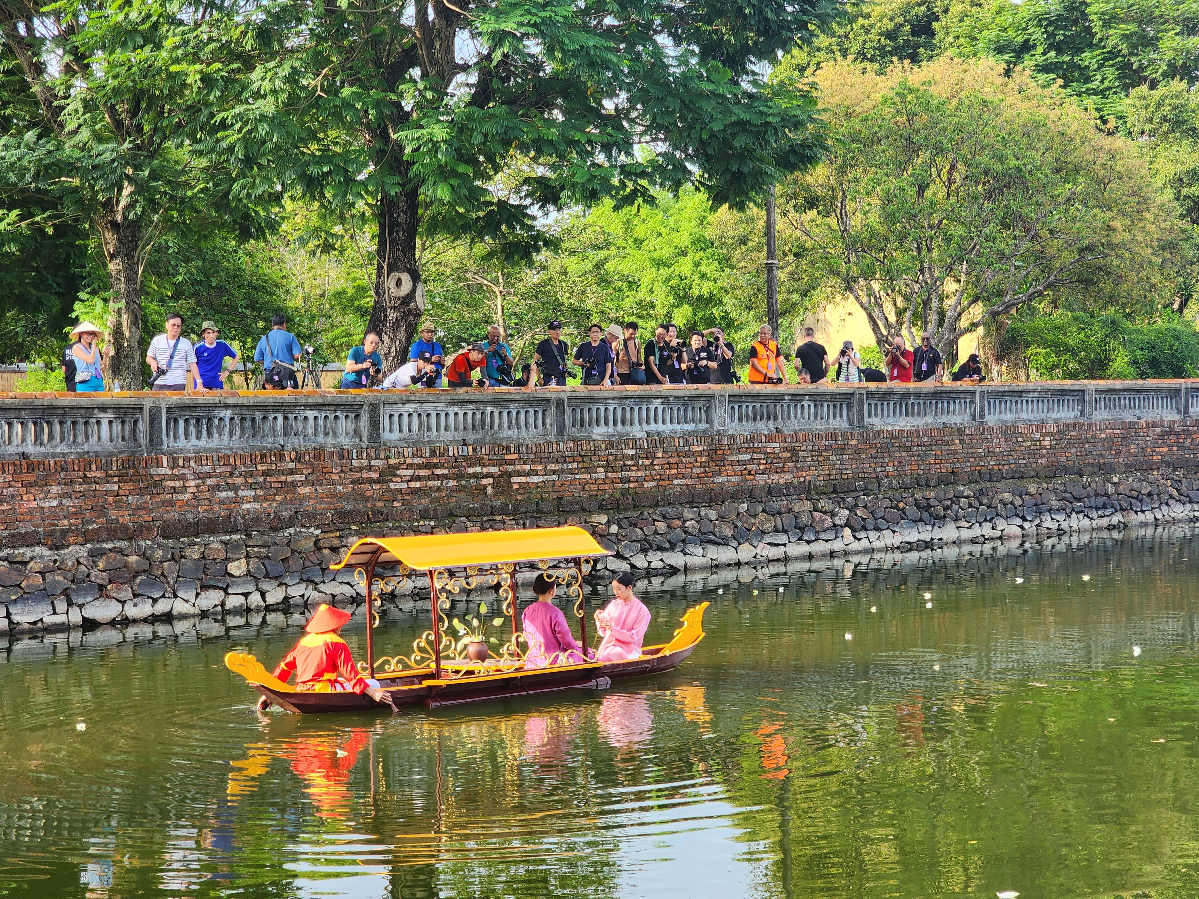 Phát động cuộc thi ảnh “Huế - Kinh đô xưa, trải nghiệm mới”