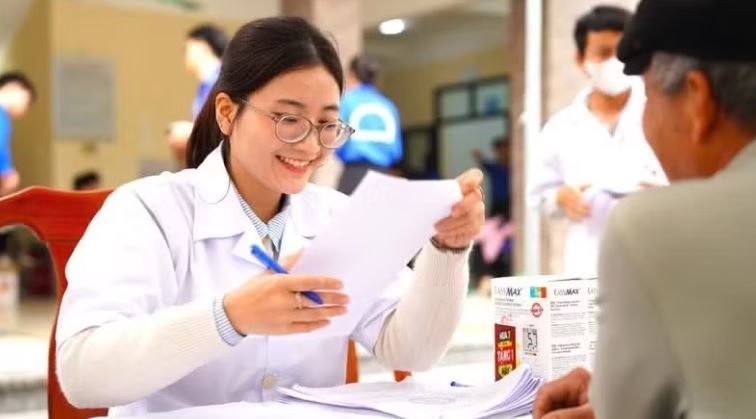 Phát huy vai trò của y học cổ truyền trong chăm sóc sức khỏe người dân