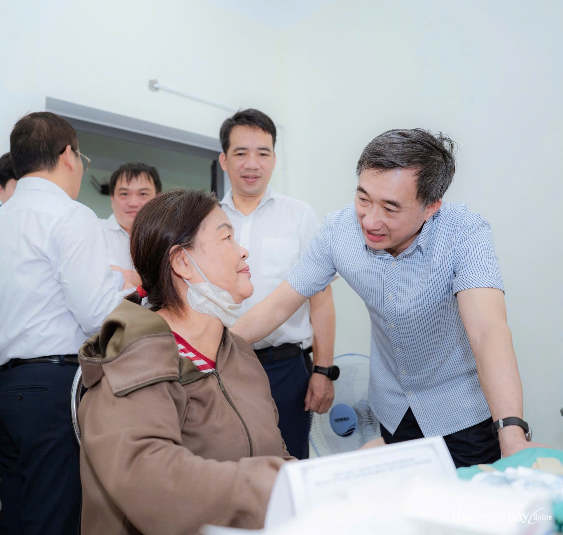 Hơn 1 000 người dân vùng cao được khám sức khỏe miễn phí