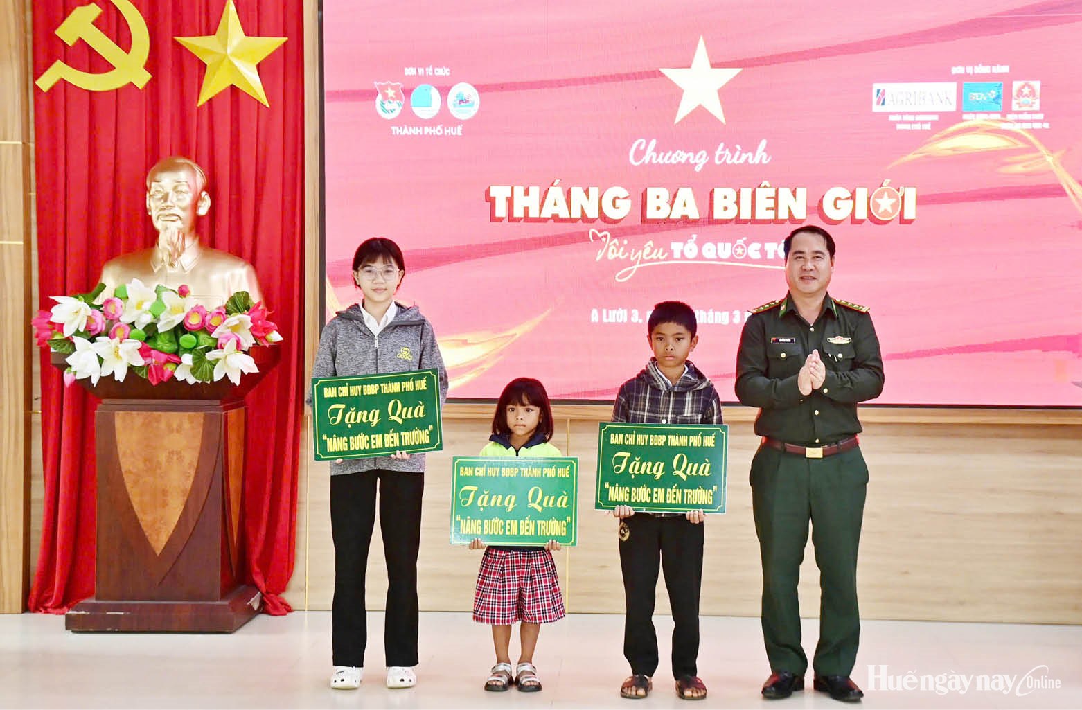 Nâng bước những “mầm xanh” trên biên giới
