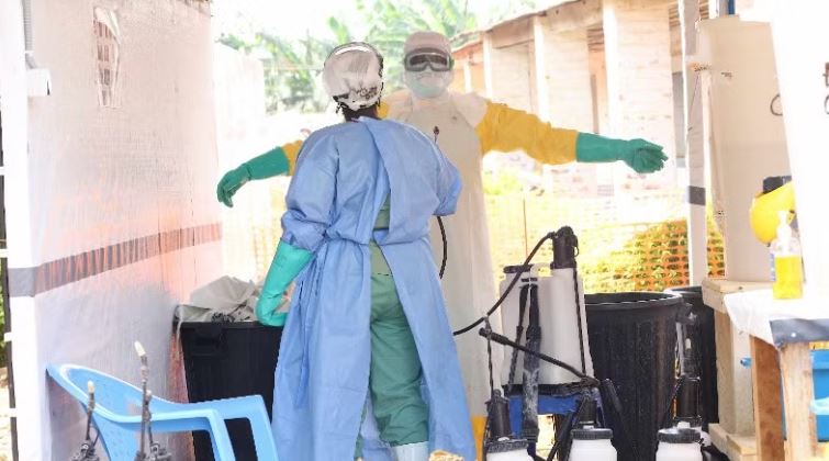 WHO cảnh báo 80 ca bệnh Ebola không rõ nguồn lây