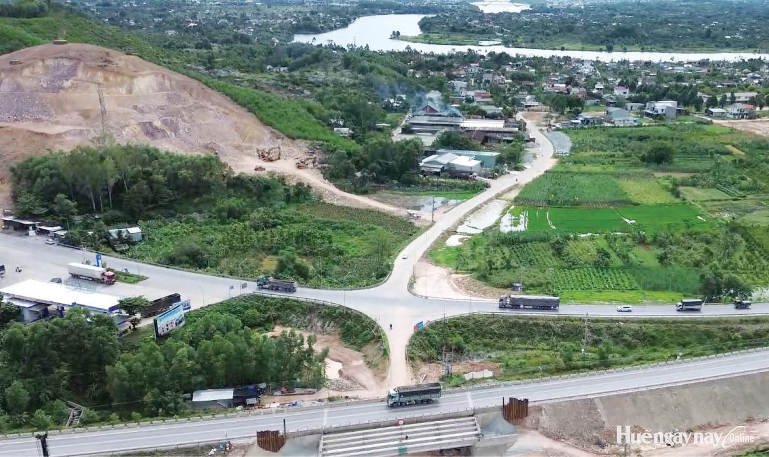 Khắc phục điểm mất an toàn tại nút giao đường tránh Huế