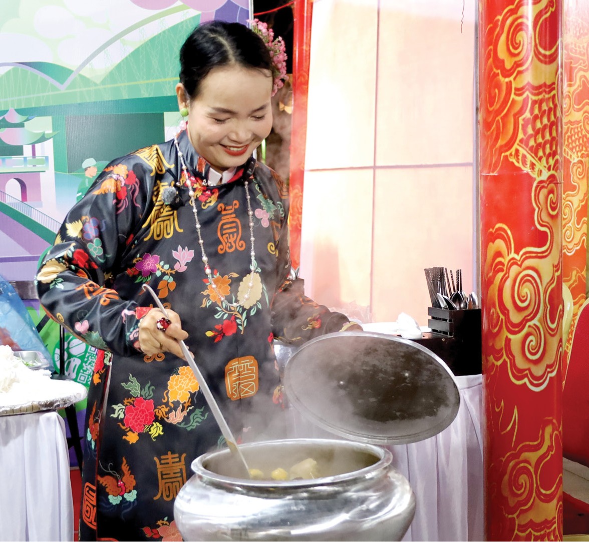 Bún bò Huế - tâm điểm của lễ hội ẩm thực