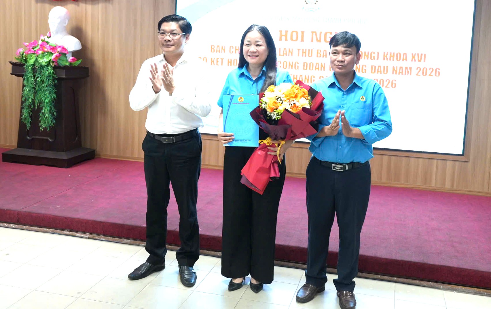 Đổi mới hoạt động công đoàn, hướng mạnh về cơ sở