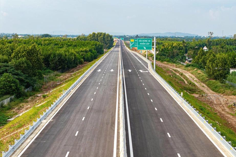 Hơn 2 300km cao tốc cần nâng cấp, ưu tiên các dự án đang triển khai
