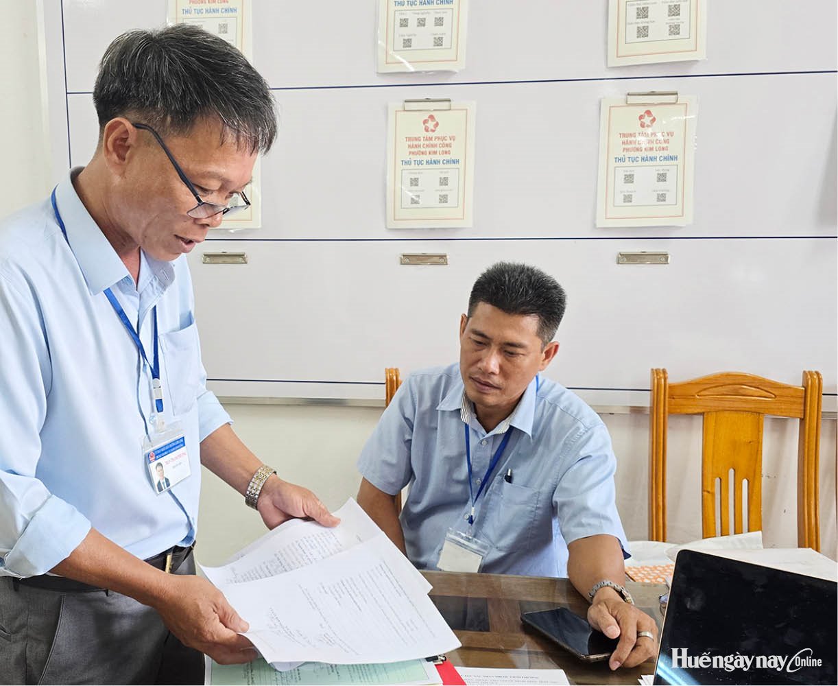 Người dân vẫn khổ vì cả chục yêu cầu xác nhận ngoài danh mục