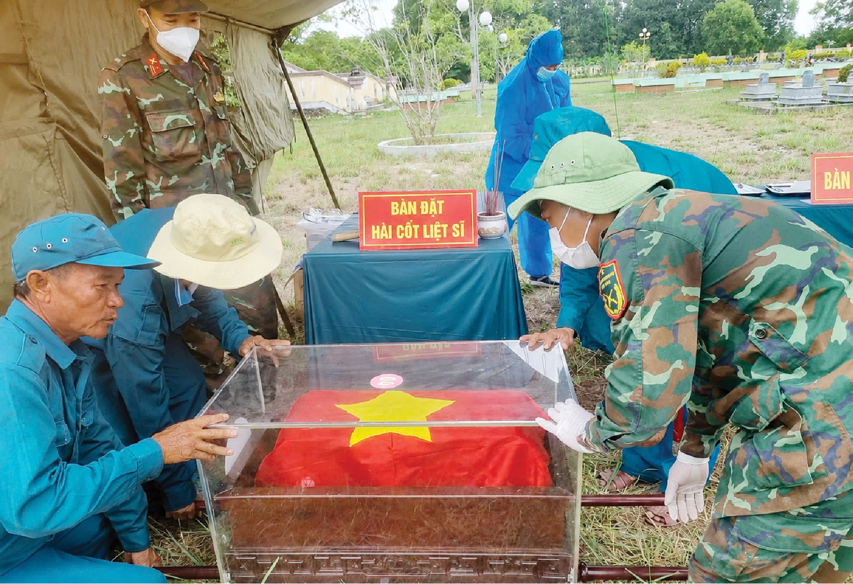 Những trái tim gửi trọn tri ân