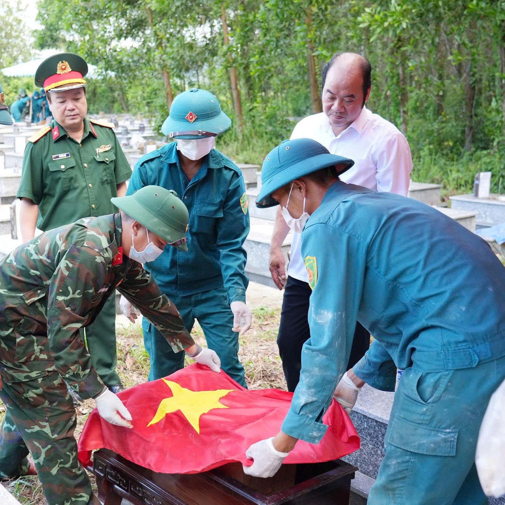 Phấn đấu hoàn thành lấy mẫu hài cốt liệt sĩ trong tháng 8 2026
