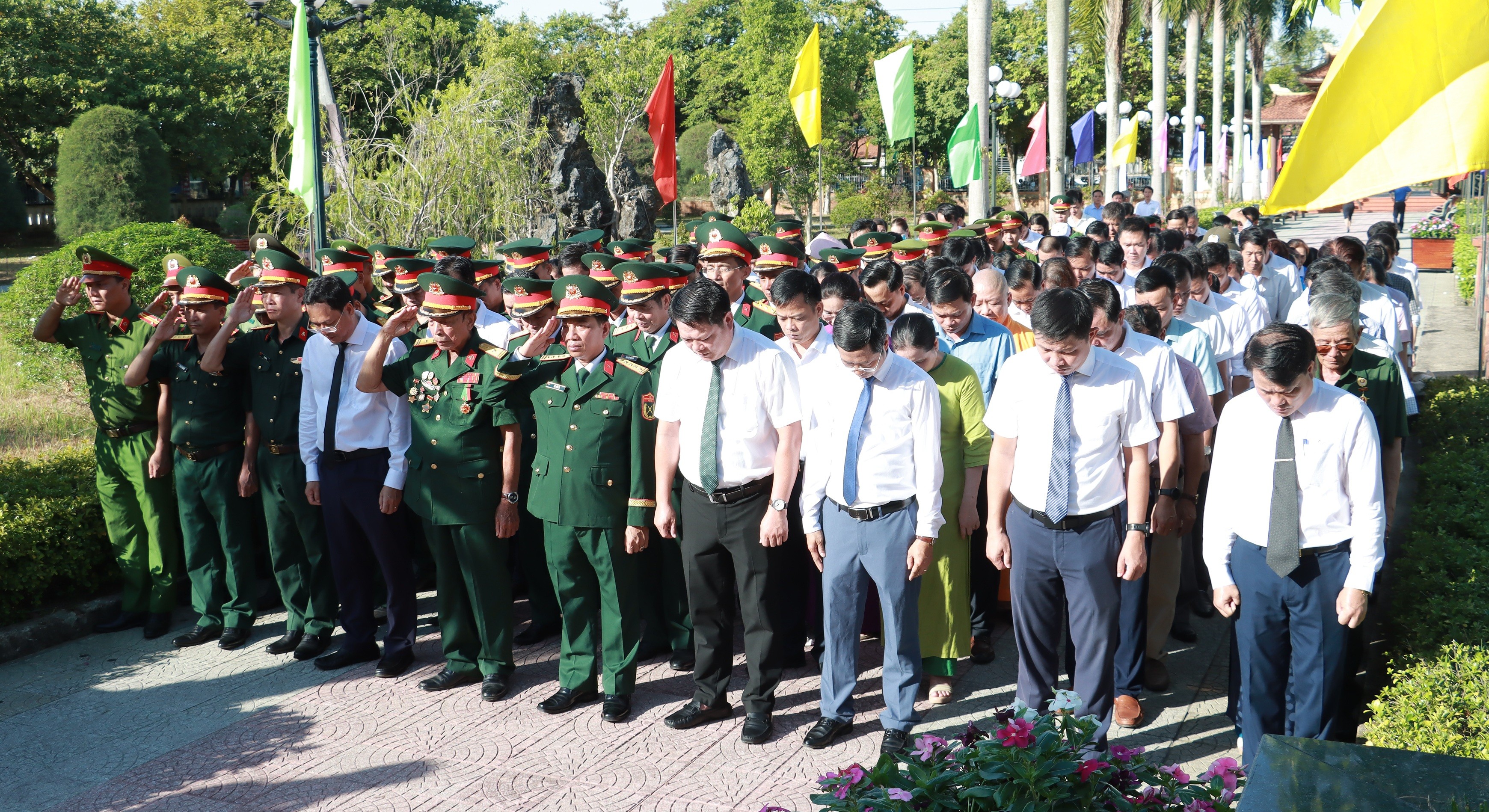 Truy điệu và an táng hài cốt liệt sĩ vừa được tìm thấy tại Ga Hương Thủy
