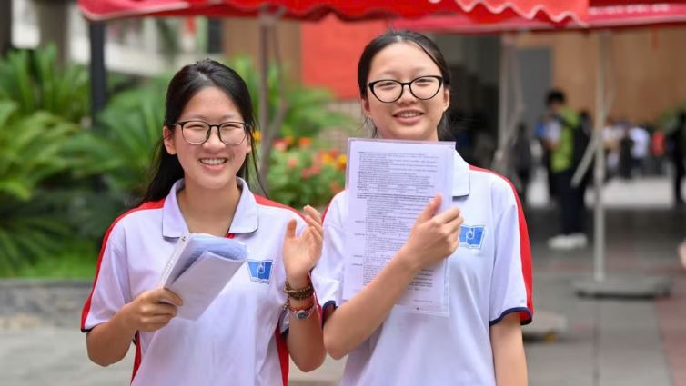 Hiện đại hóa kỳ thi theo lộ trình thận trọng