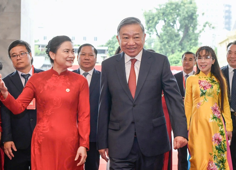 Công tác nhân đạo phải trở thành một bộ phận của chiến lược phát triển con người