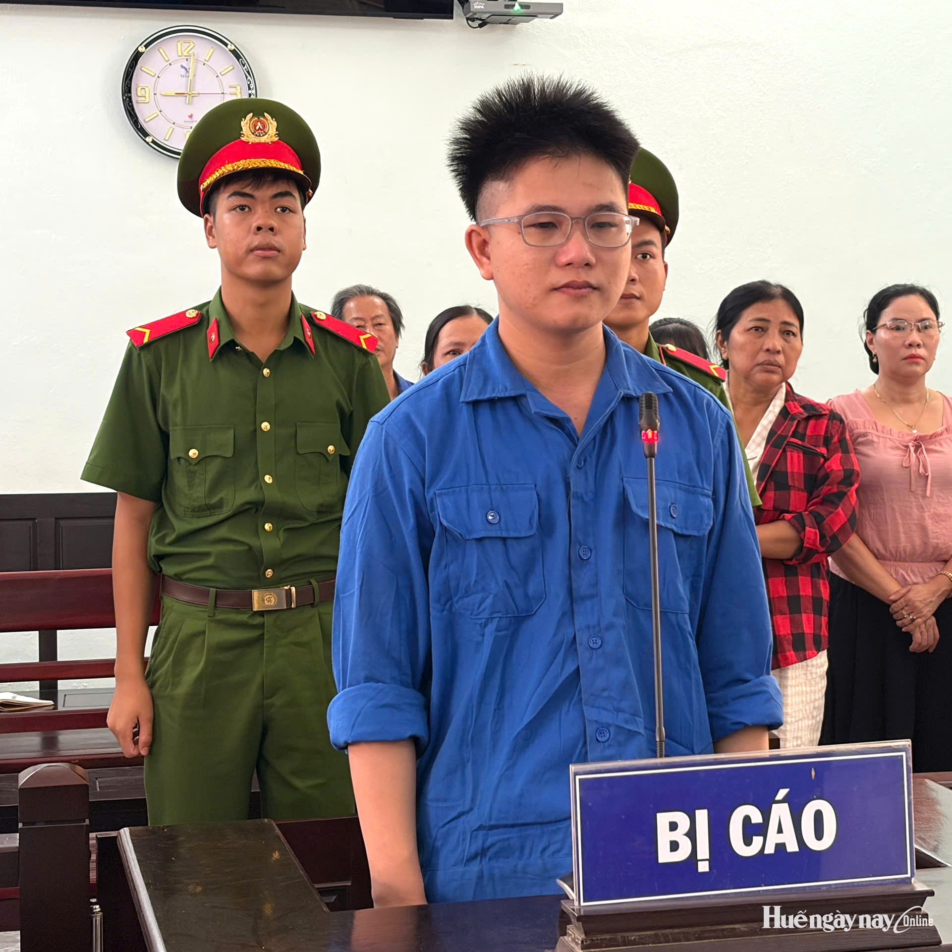 Trộm tiệm vàng để gỡ nợ tiền ảo, lĩnh án 11 năm tù