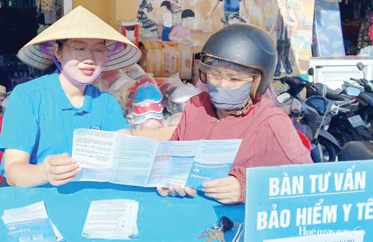 Giữ chân người dân tham gia bảo hiểm y tế