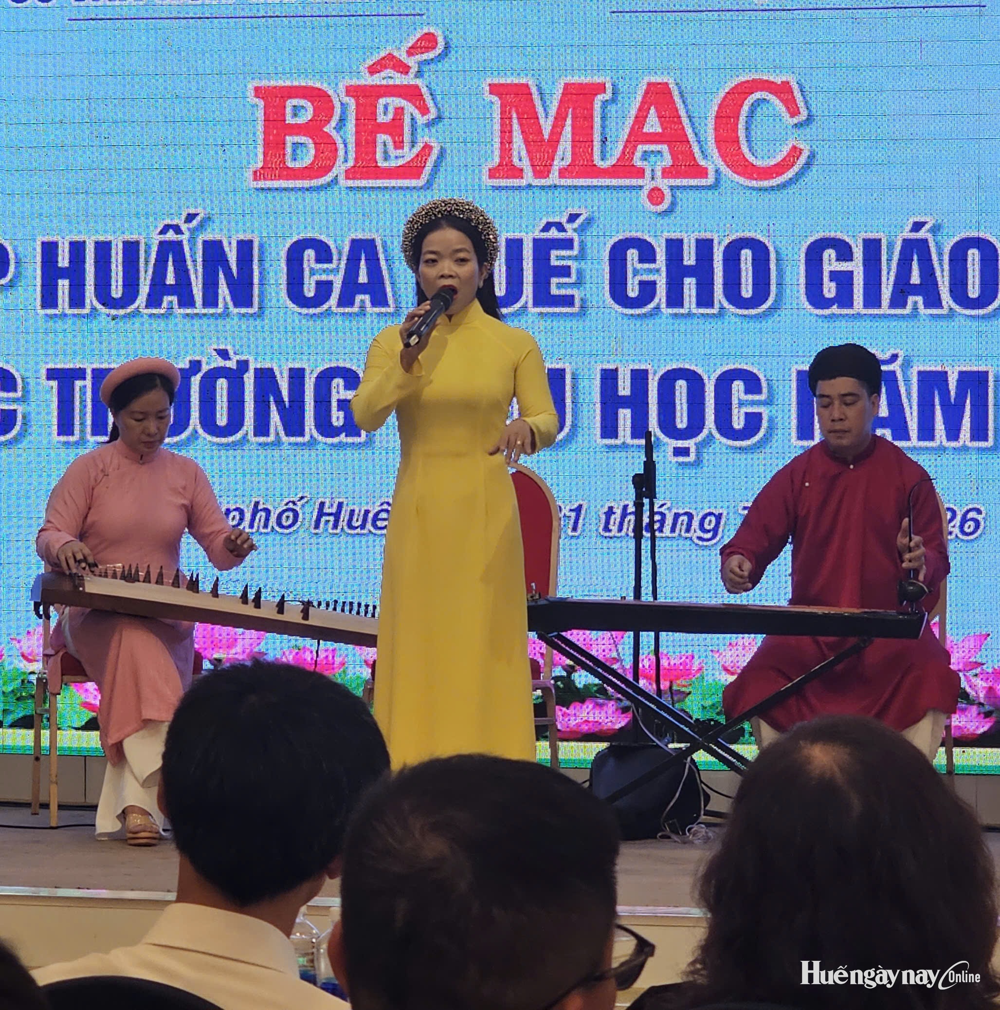 Bế mạc chương trình tập huấn kỹ năng biểu diễn Ca Huế