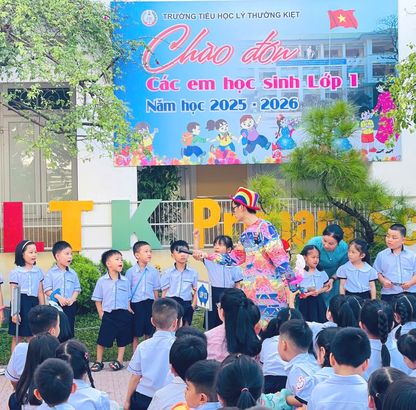 Học sinh tựu trường từ ngày 20 8