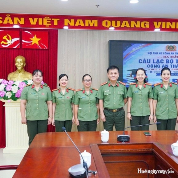 Ra mắt CLB tiếng Anh Ban Phụ nữ Công an