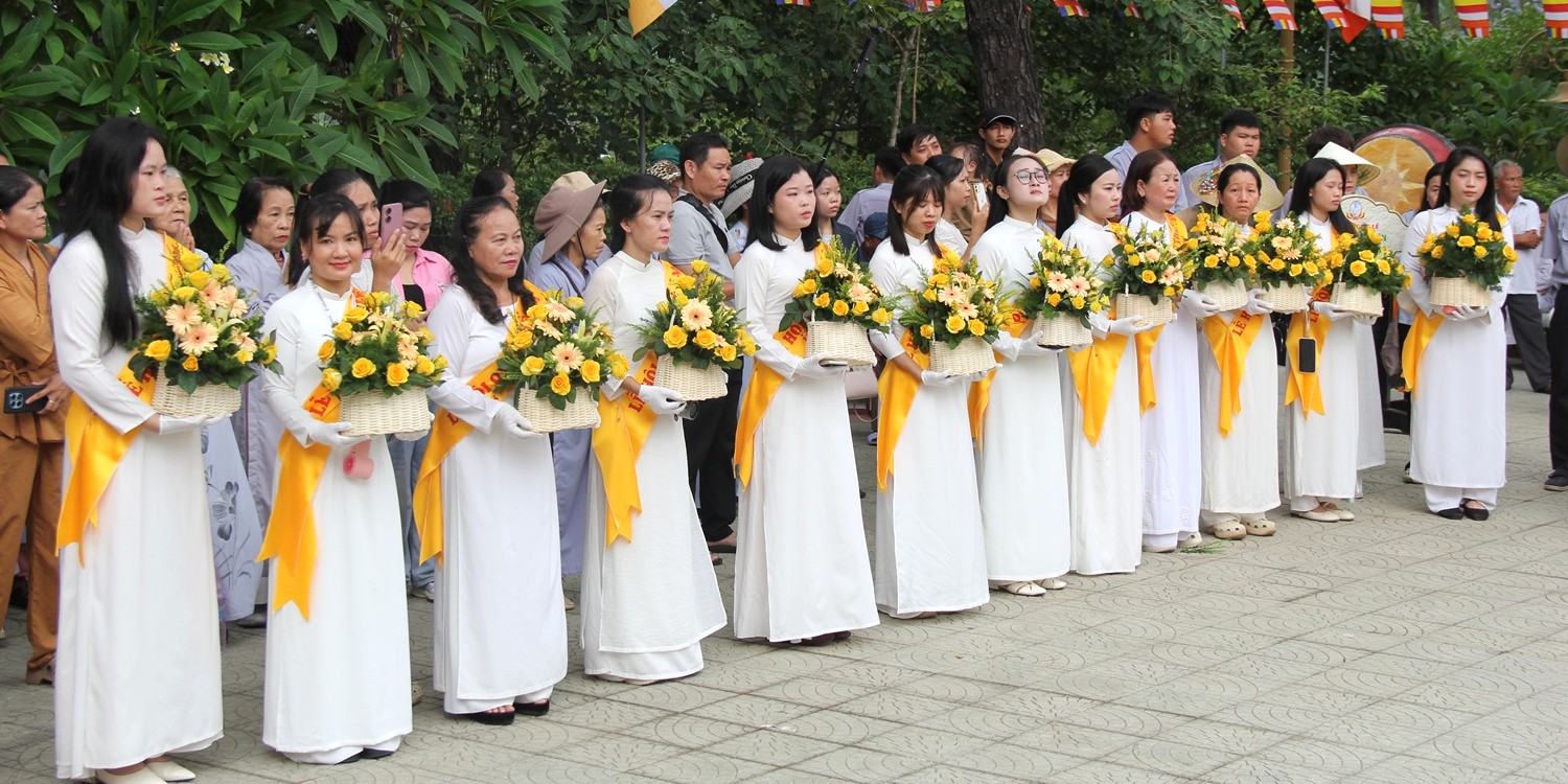 Khai mạc Lễ hội Quán Thế Âm tại Cố đô Huế