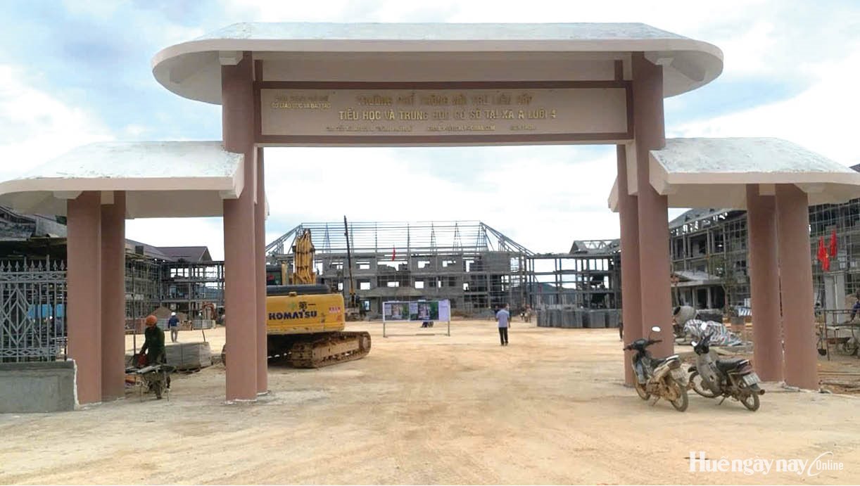 Các trường liên cấp ở A Lưới tăng tốc về đích trước năm học mới