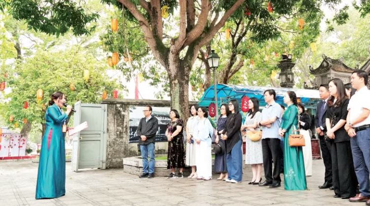 Chuẩn hóa nguồn nhân lực du lịch