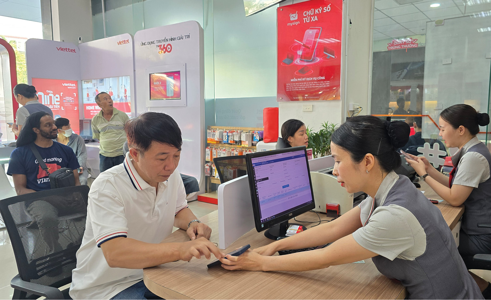 Hàng nghìn thuê bao cần hoàn tất xác thực