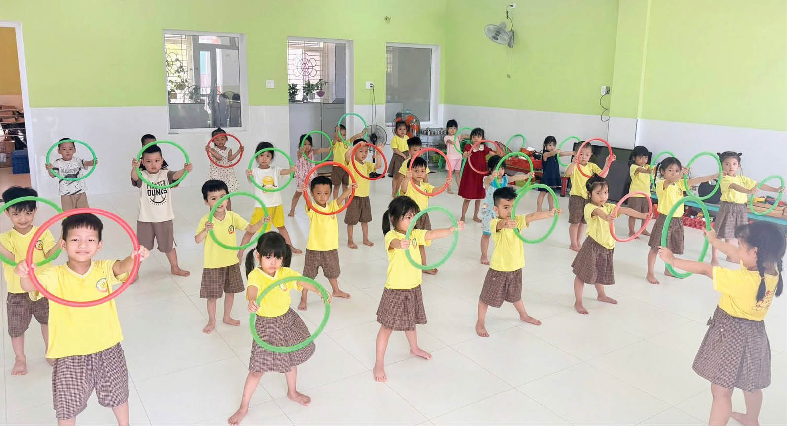 Đối thoại để đồng hành phát triển giáo dục