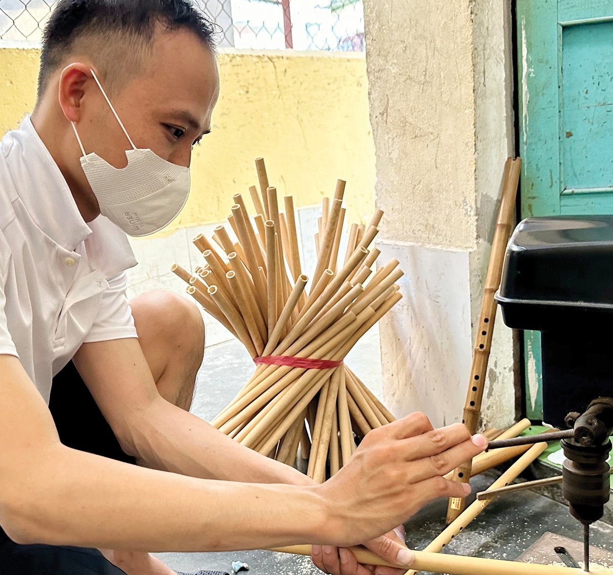 Thanh âm từ sáo thủ công
