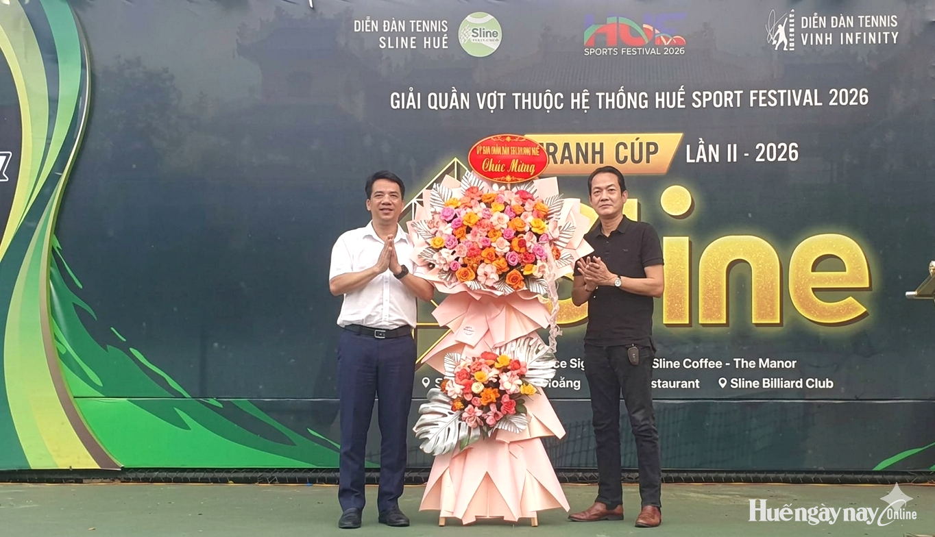 Hơn 1 000 vận động viên tranh tài tại giải quần vợt diễn đàn Tennis Sline