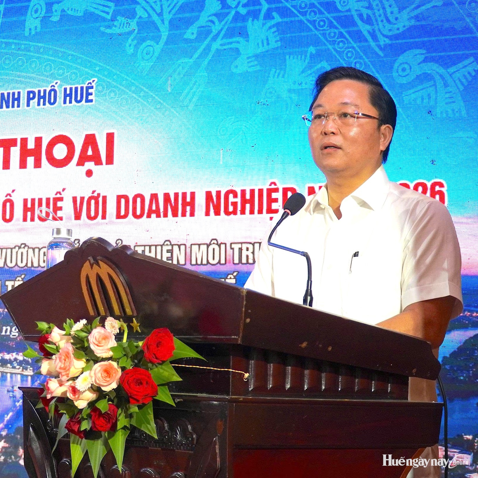 Mỗi lời hứa với doanh nghiệp phải đi kèm trách nhiệm thực hiện