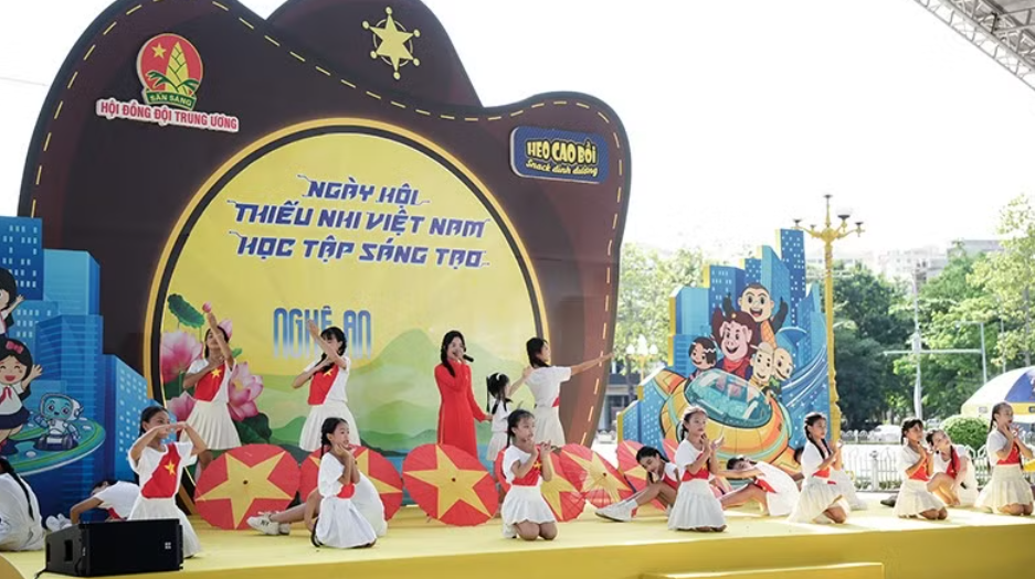 Triển khai Hành trình truyện tranh sáng tạo trong thiếu nhi cả nước