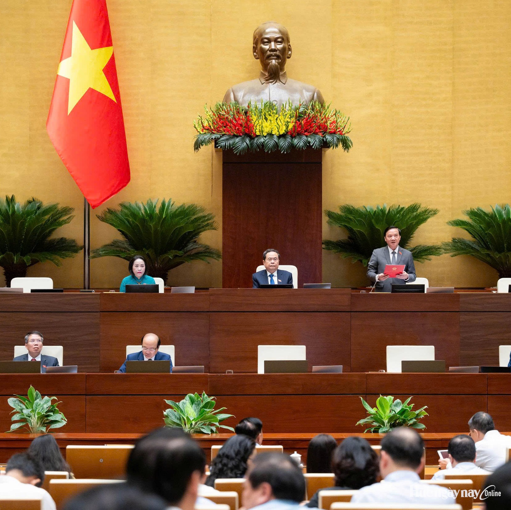 Phân quyền mạnh nhưng phải kiểm soát chặt quyền lực