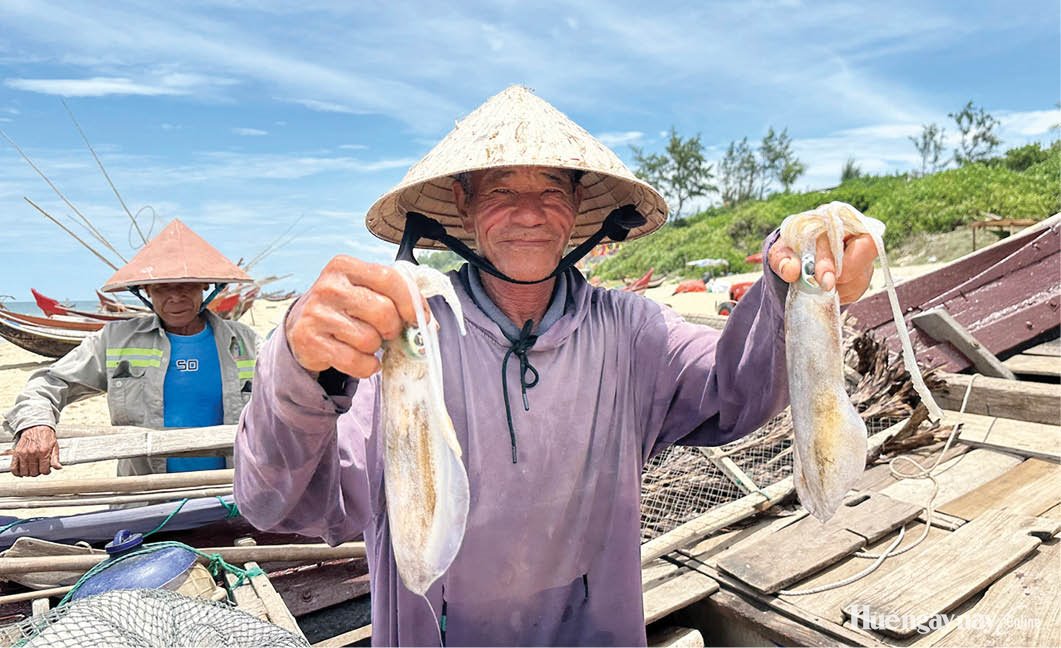 Giữ nghề bóng mực ở Phương Lộc