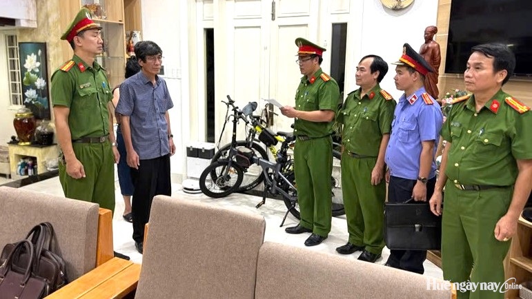 Khởi tố Giám đốc Ban Quản lý dự án thành phố Hà Xuân Hậu