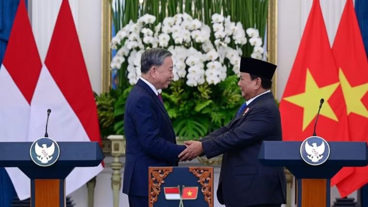 Chung một hải trình Indonesia tuổi 81 và hành trình song hành cùng Việt Nam