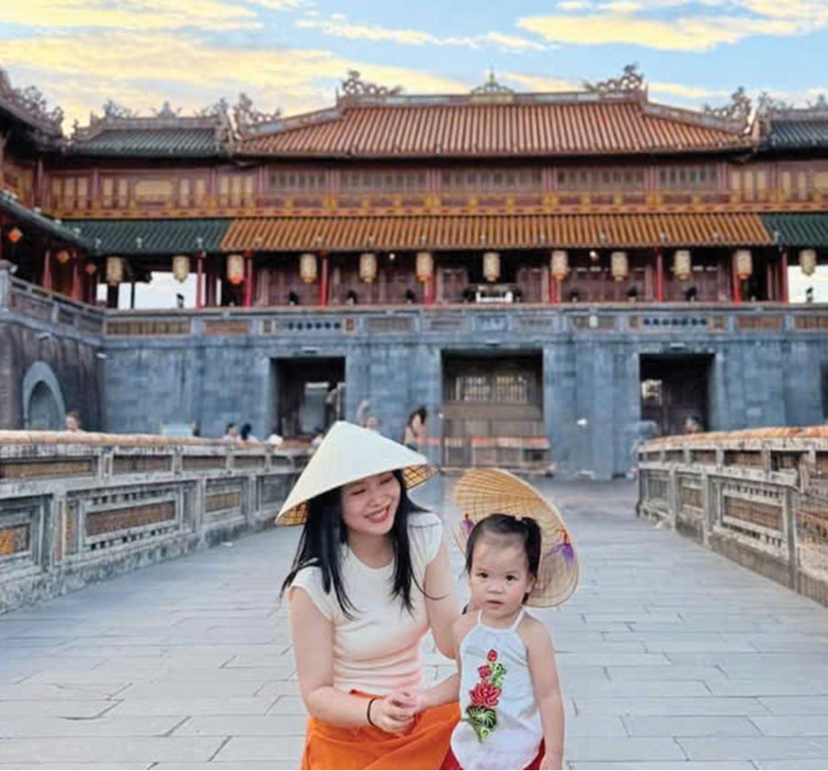 Khi giới trẻ chọn nón lá Huế