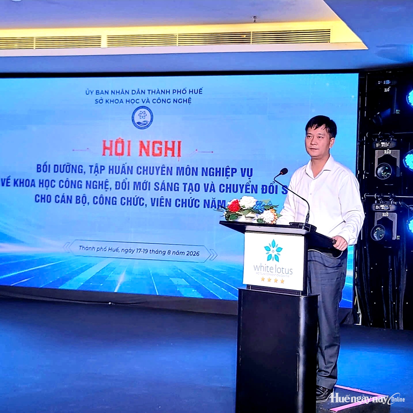 Trang bị nghiệp vụ về khoa học công nghệ, đổi mới sáng tạo và chuyển đổi số cho cán bộ, công chức, viên chức