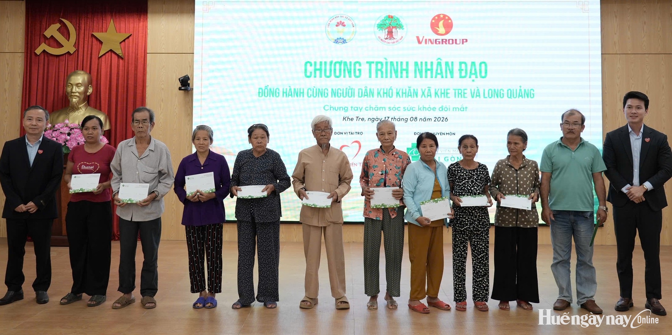 Chương trình nhân đạo mang ánh sáng đến vùng núi Khe Tre và Long Quảng