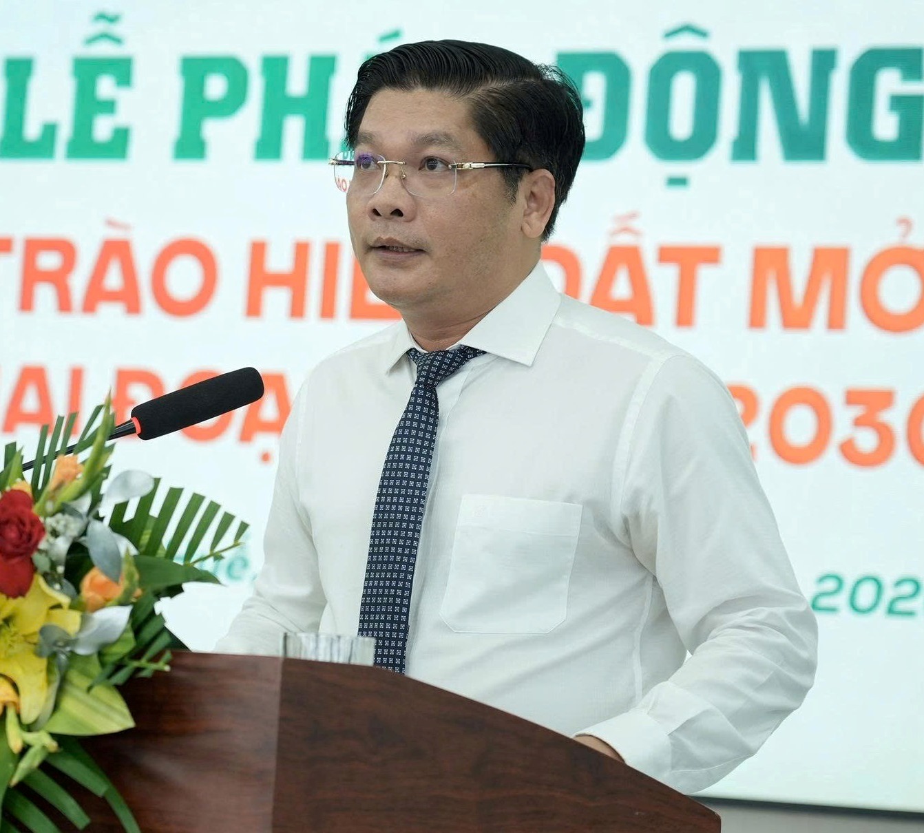 Phong trào Hiến đất mở đường - cuộc vận động phát huy sức mạnh khối đại đoàn kết toàn dân tộc