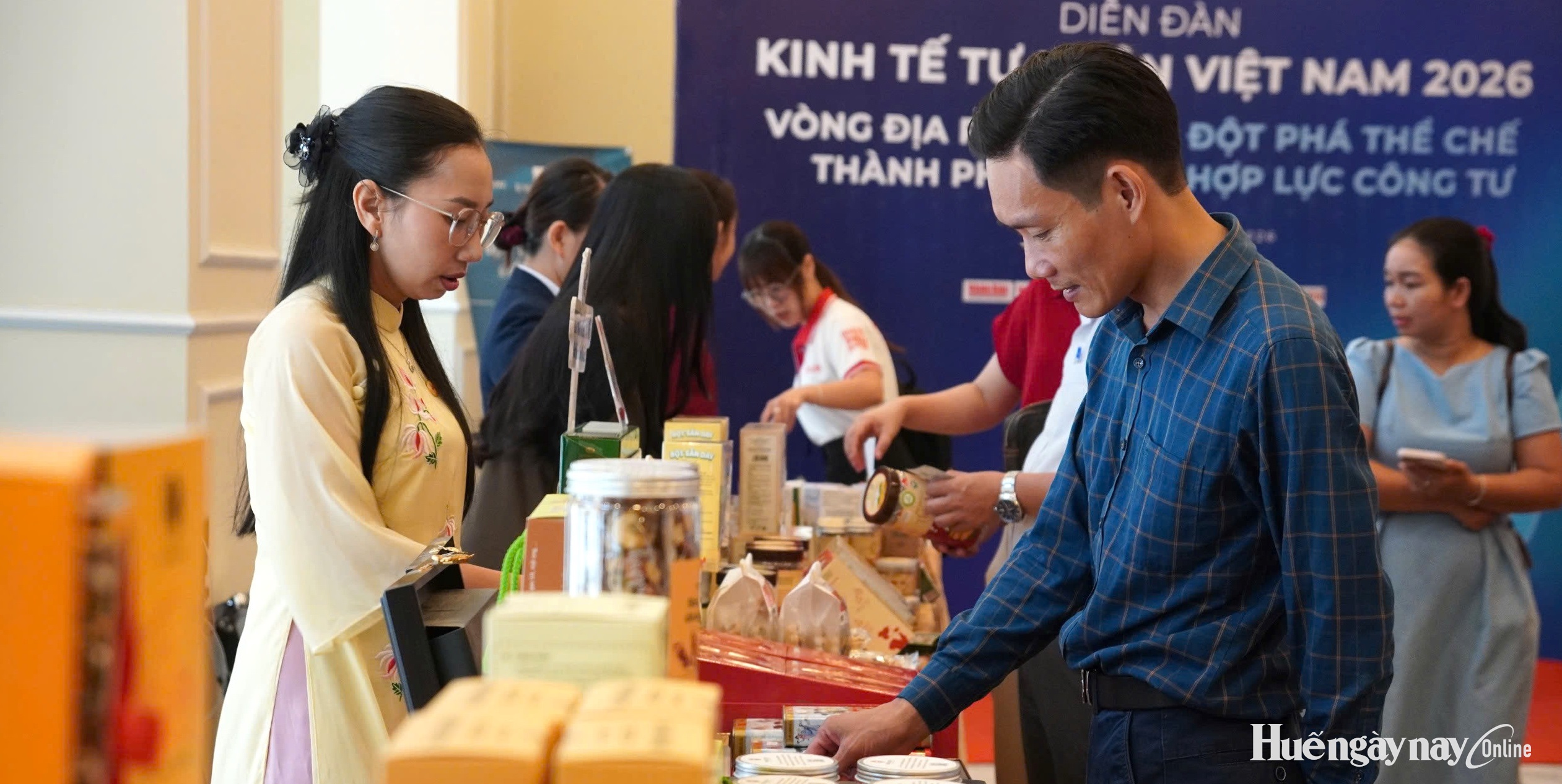 Mở không gian, tạo động lực để kinh tế tư nhân lớn mạnh