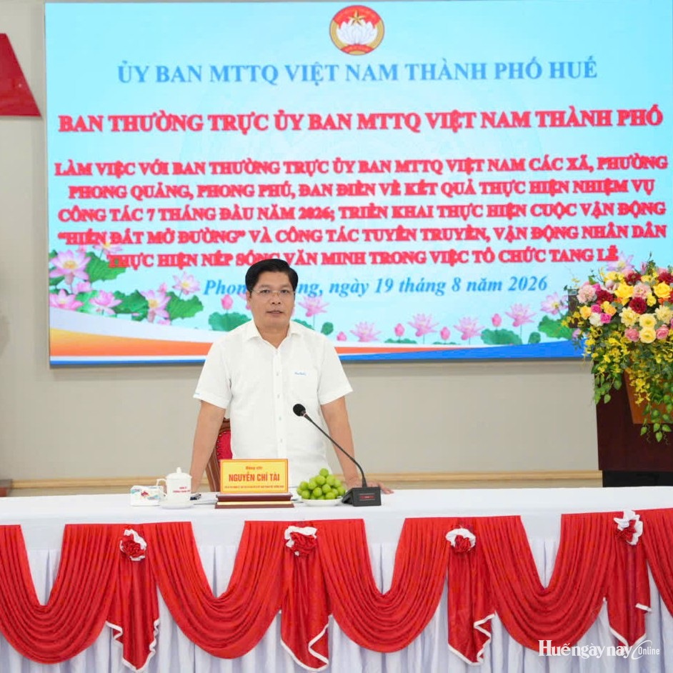 Đẩy mạnh cuộc vận động Hiến đất mở đường và xây dựng nếp sống văn minh tang lễ
