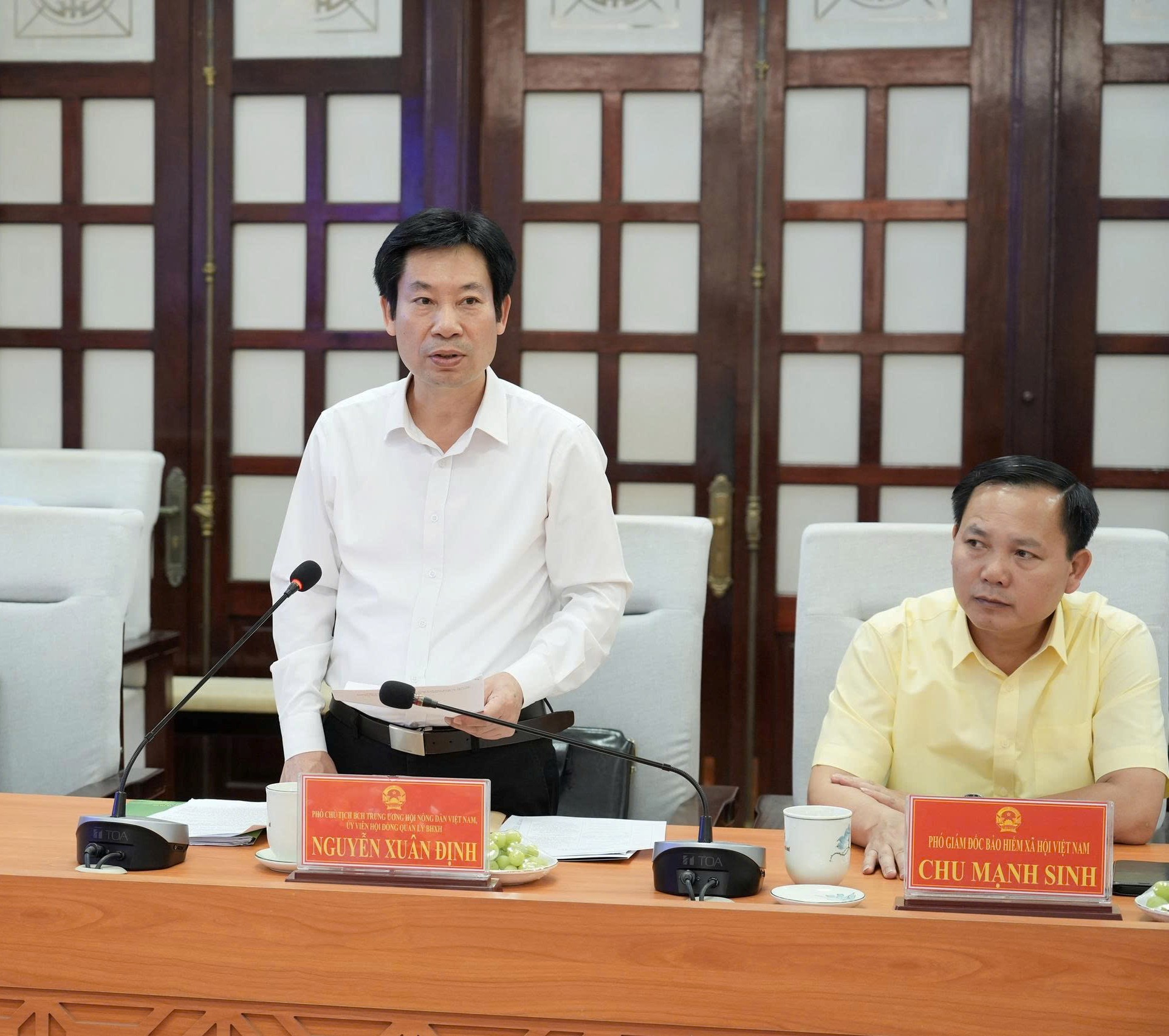 Mở rộng diện bao phủ bảo hiểm xã hội, bảo hiểm y tế