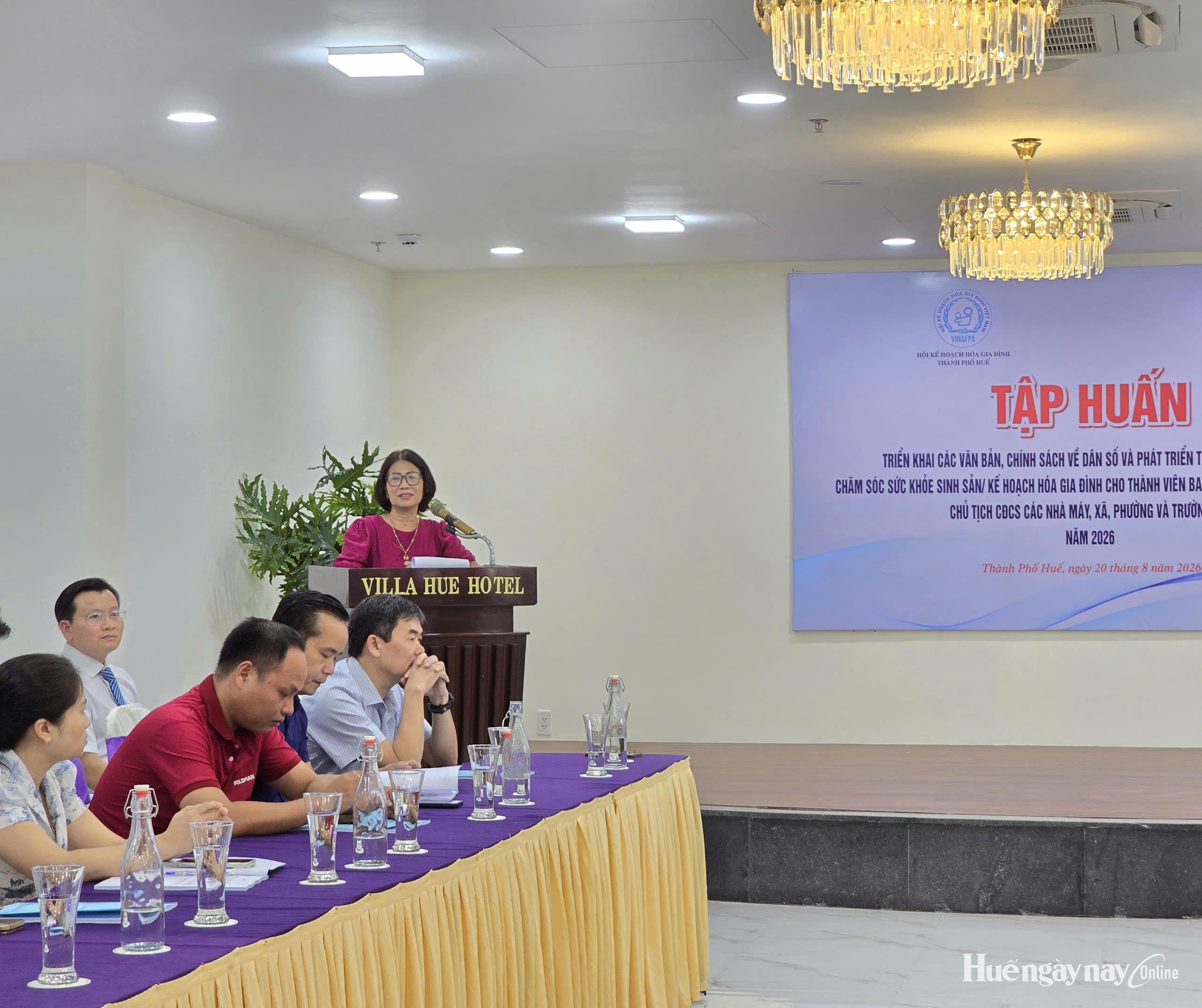 Tập huấn chính sách dân số và chăm sóc sức khỏe sinh sản
