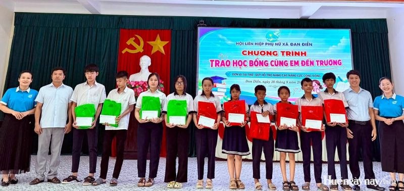 Tiếp sức cho học sinh khó khăn đến trường