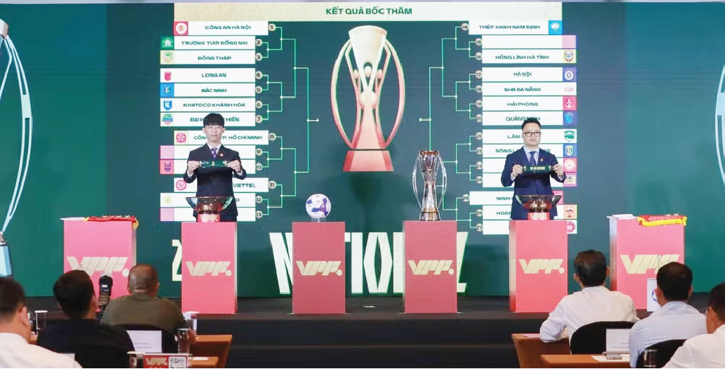 Một V League chuyên nghiệp hơn