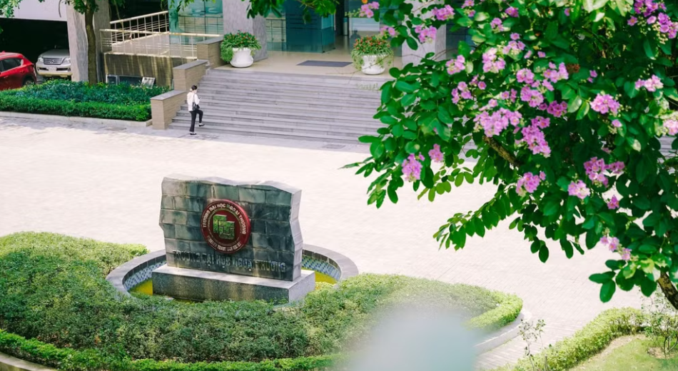 Học phí đại học chính quy khối trường kinh tế năm 2026