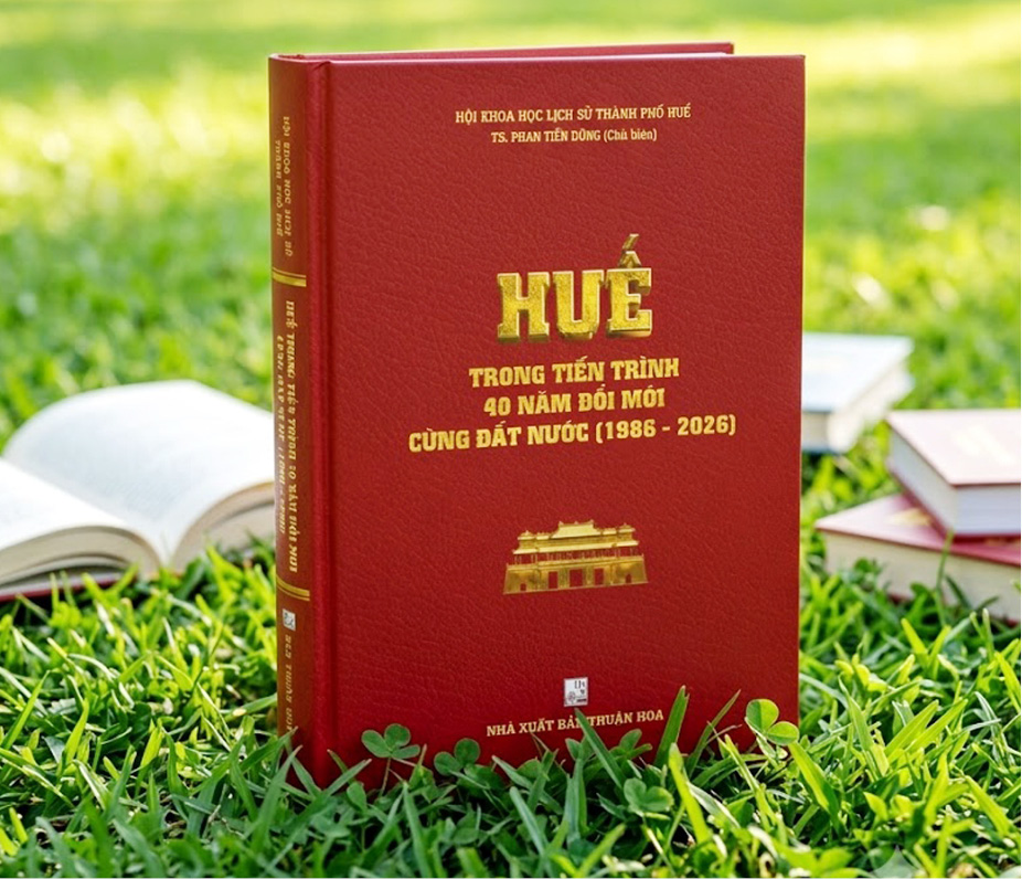 Nhìn lại 40 năm đổi mới và phát triển của Huế