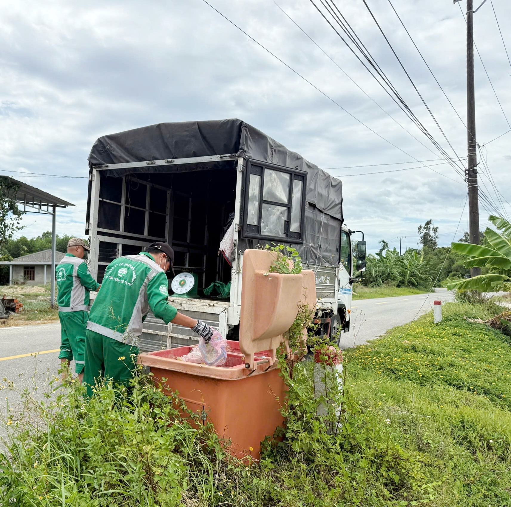 Phong Thái Tăng cường thu gom, xử lý bao bì thuốc bảo vệ thực vật